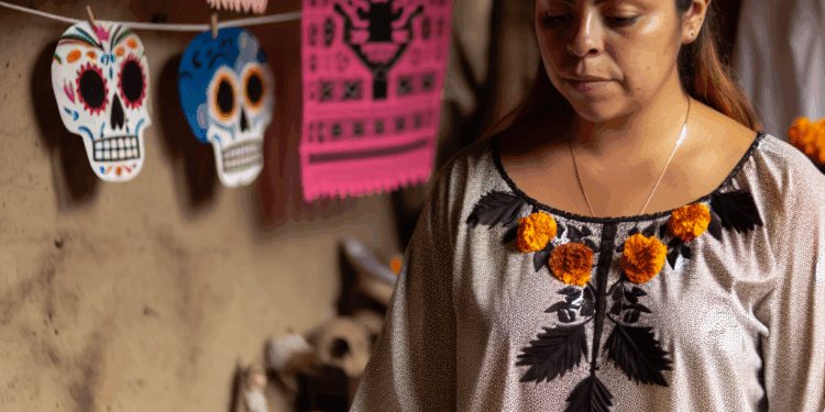 El Día de Muertos inspiró las blusas de Oaxaca que llevaré en otoño 2025