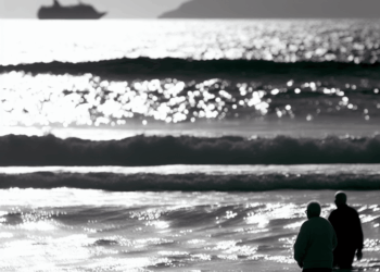 Todo lo que se sabe hasta el momento del hombre que cayó desde un crucero a aguas canarias: tiene 76 años