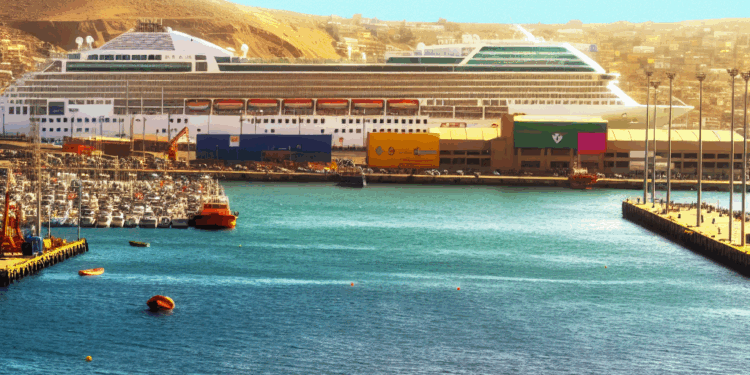 Este miércoles se inicia en Coquimbo la temporada de cruceros 2025–2026 con la llegada del Oosterdam – El Coquimbano