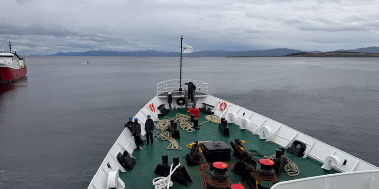 Mi viaje a la Antártida: del canal Beagle al temido Drake