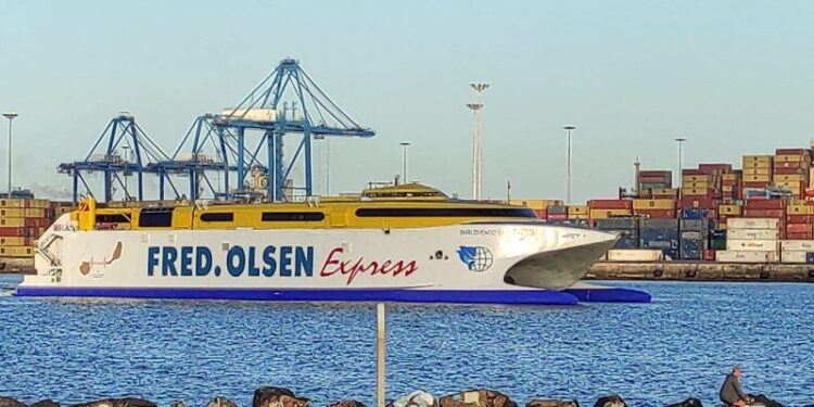 Fred. Olsen Express anuncia nuevo modelo de retribución a agencias desde 2026