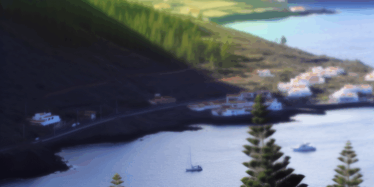 Un turista de 76 años se cayó de un crucero en las Islas Canarias y permanece desaparecido