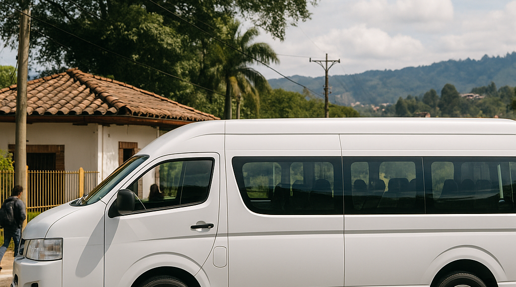 Estas son las nuevas tarifas de vans para viajes de El Carmen de Viboral hacia Rionegro y Medellín