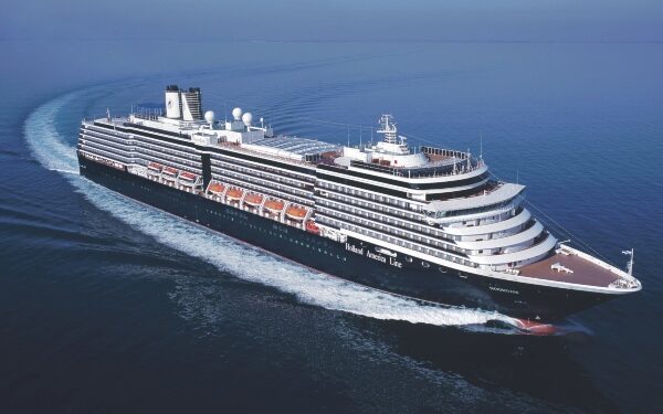 Holland America Line presenta Legendary Voyages para 2027-2028