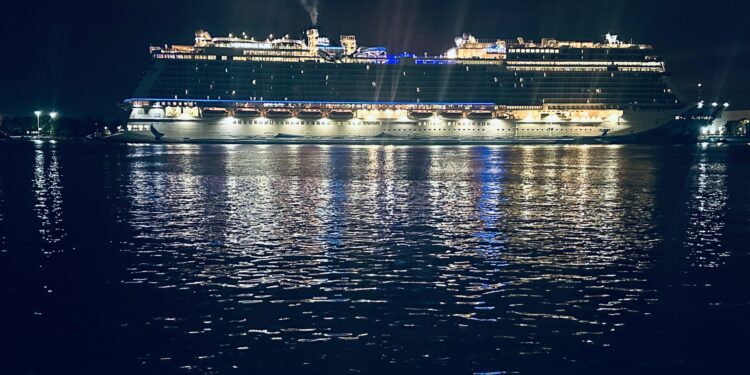 "Sujeto a ajustes" programa la Asipona 14 arribos de cruceros internacionales este mes