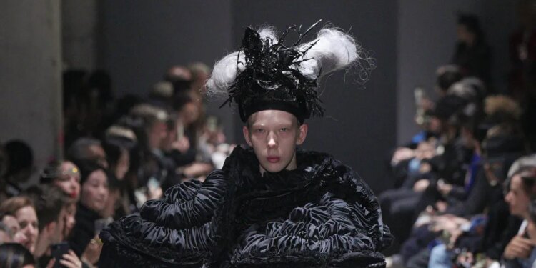 Comme des Garçons Fall 2026 Ready-to-Wear Collection