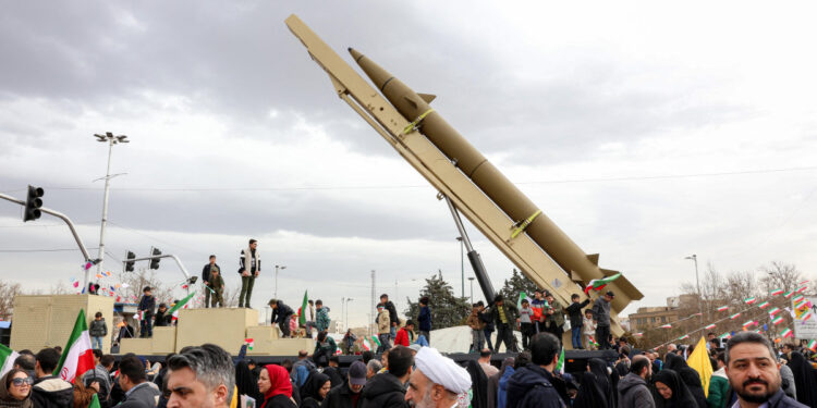 El alcance real de los misiles balísticos y de crucero de Irán, según un informe del CSIS