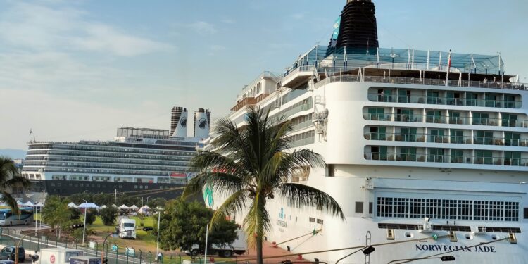 Cruceros dejan en Puerto Vallarta casi 20 mdd en primer trimestre