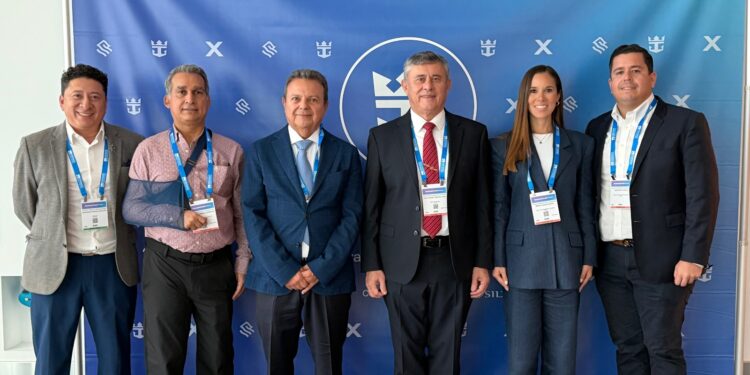 Sinaloa fortalece su presencia internacional en el Seatrade Cruise Global