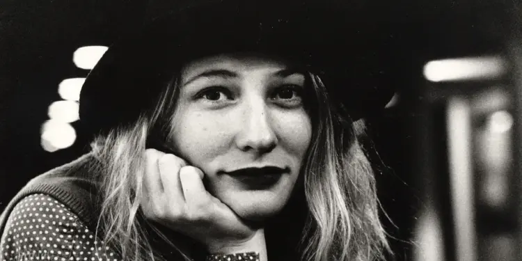 17 Striking Throwback Photos of a Young Cate Blanchett