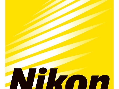 Nikon está desarrollando el NIKKOR Z 120-300mm f/2.8 TC VR S, un zoom telefoto con un teleconvertidor 1.4× incorporado