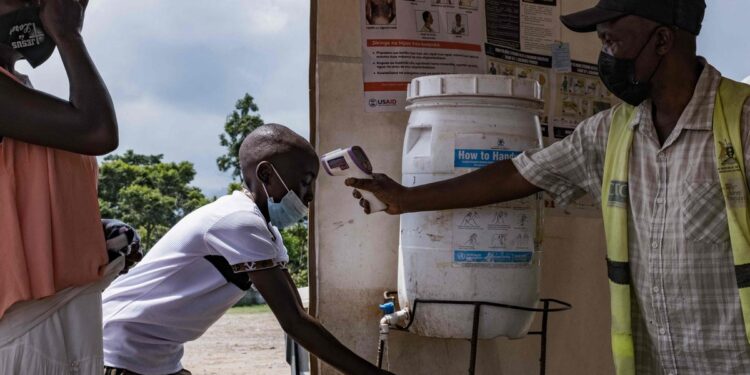 La Jornada - Ssa emite aviso preventivo de viaje a Congo y  Uganda por brote de ébola