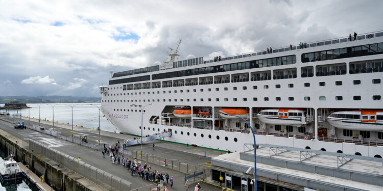 Atraca en Getxo el crucero Ambition, afectado por un brote de gastroenteritis | Health