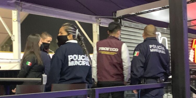 ASESORA PROFECO A DEFRAUDADOS POR AGENCIA DE VIAJES