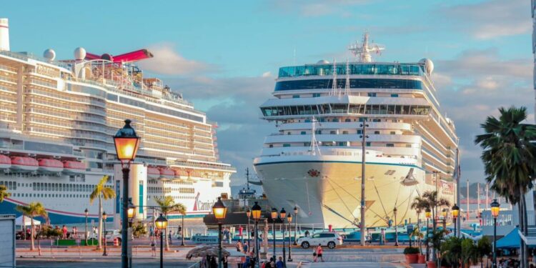 Compañía de Turismo destaca cierre exitoso de la temporada alta de cruceros con aumento de 43% en pasajeros