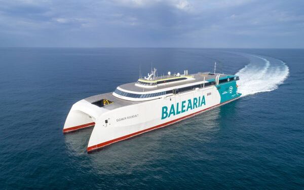 Baleària culmina la integración de Naviera Armas en Canarias