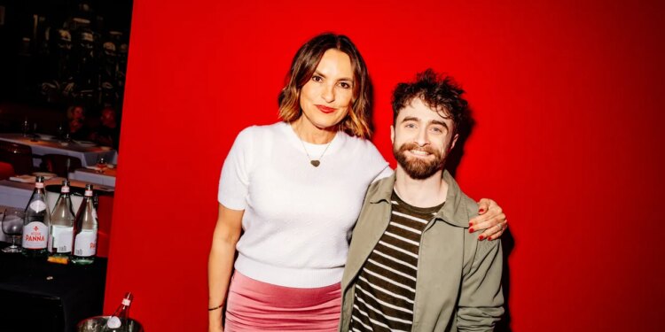Daniel Radcliffe and Mariska Hargitay Toast ‘Every Brilliant Thing’ and the Center for Youth Mental Health