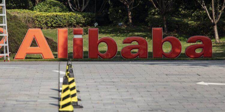 China restringe viajes internacionales de expertos en IA de empresas privadas