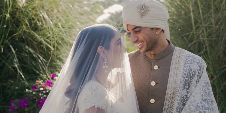 Con un vestido de Jean Paul Gaultier, esta novia elige San Miguel de Allende como destino ideal para su boda