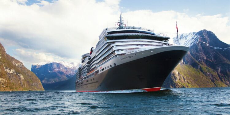 Cunard presenta su programa de 190 nuevos viajes para 2028