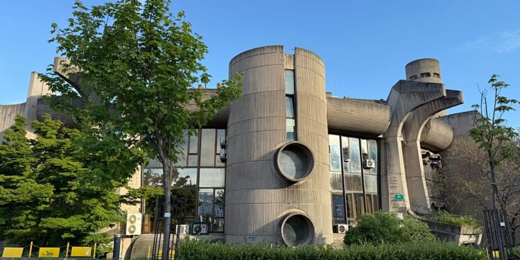 Por qué la arquitectura brutalista es la última tendencia en viajes que arrasa en las redes sociales