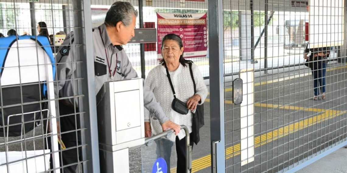 Edomex ha subsidiado más de 61 millones de viajes gratuitos y libres trasbordos en el Mexibús y Mexicable; ellos son los beneficiarios