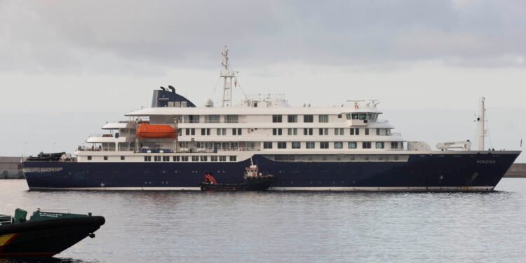 El crucero Hondius retoma sus viajes tras superar el brote de hantavirus que dejó tres muertes