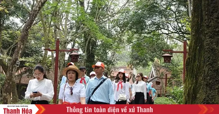 Khanh Hoa colabora en la formación de personal turístico según los estándares suizos.