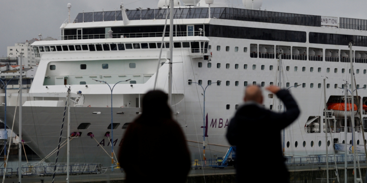 Turismo naviero sigue en auge pese a brotes de enfermedades en cruceros