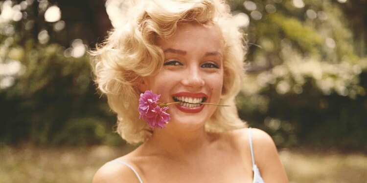 These Rarely-Seen Photos of Marilyn Monroe Capture Her Remarkable Relationship With the Camera