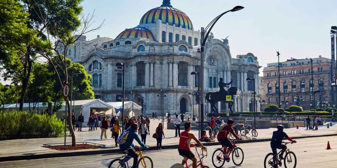 Expedia Unpack 26 Summer: destinos nacionales y set-jetting para el verano