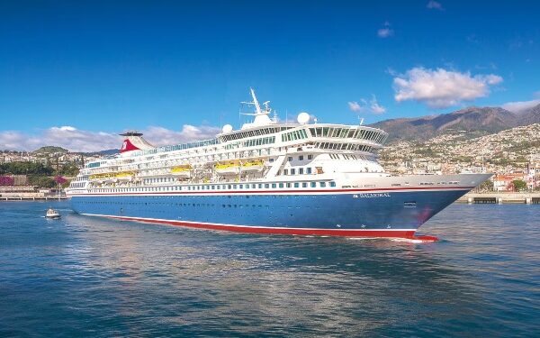 Fred. Olsen Cruise Lines invita a británicos a descubrir el Mediterráneo con vuelos gratuitos en determinados cruceros