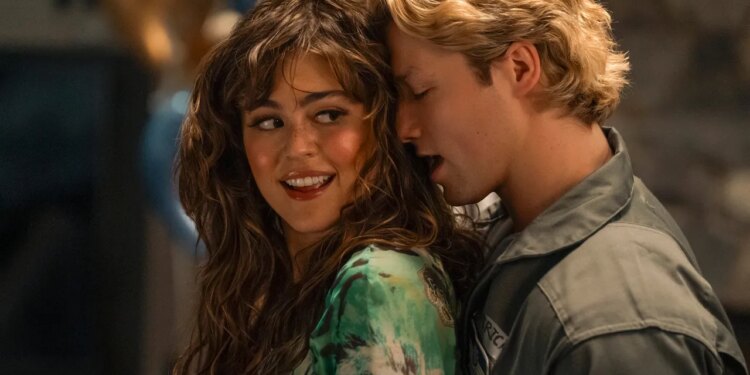 Off Campus: TODAS las diferencias entre la serie de Prime Video y el libro