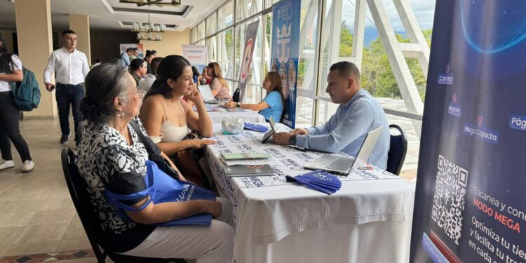 Alcaldía de Ibagué promueve el turismo con rueda de negocios de ANATO en la ciudad - A La Luz Pública