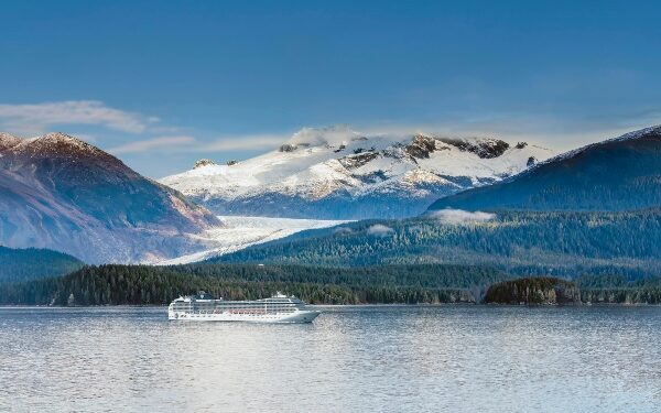 MSC Poesia visita Strait Point en viaje inaugural por Alaska