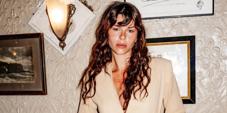 Savette Marked Its Five Year Anniversary with a Chic Pub Night