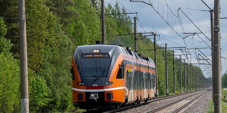 La UE estudia la iniciativa Un billete, un viaje para revolucionar el tren low cost en Europa