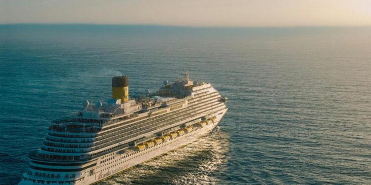 EU deporta a 27 trabajadores de cruceros por casos ligados a pornografía infantil