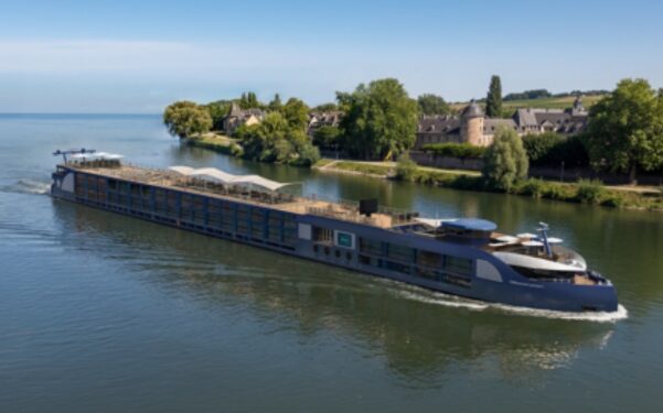 Global Traveler anuncia crucero con anfitrión en nueva flota de Transcend Cruises