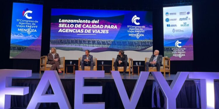 Faevyt lanza un sello para distinguir a las agencias de viajes