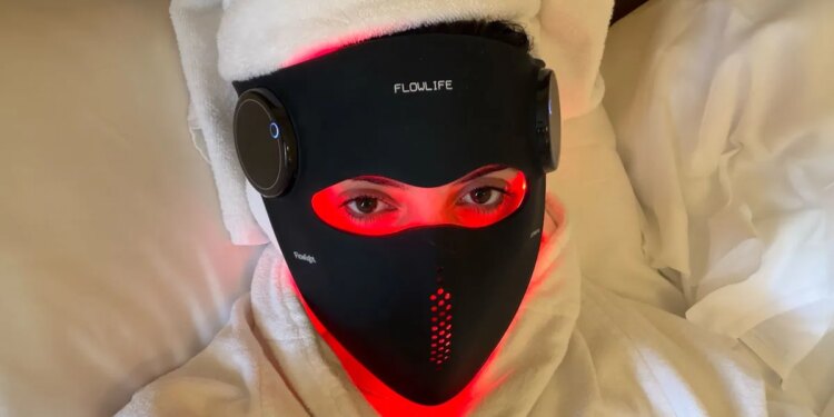 The Pros, the Cons and the Future of At-Home Beauty Devices