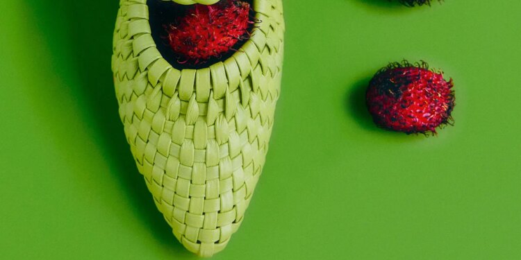 Los zapatos colombianos que vi en las pasarelas de Bogotá Fashion Week 2026 (y que llevan las mejores vestidas de Colombia)