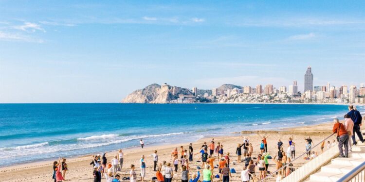 El Imserso prorroga los viajes para la temporada 2026-2027, que mantienen plazas y tarifa de 50 euros