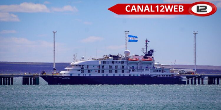 Madryn quiere sumar más cruceros antárticos y trabaja para consolidarse como "puerto estratégico"