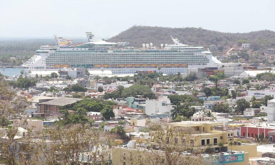 Mazatlán recibirá 7 cruceros y 27 mil pasajeros durante junio