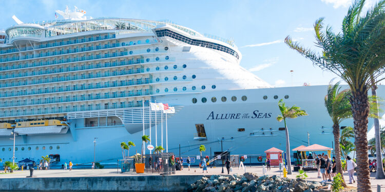 México registra 3.6 millones de turistas en cruceros en primer trimestre de 2026