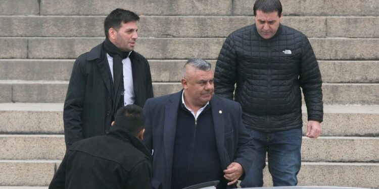 Mundial 2026: denuncian a Chiqui Tapia y agencias de viajes por presunta venta irregular de entradas