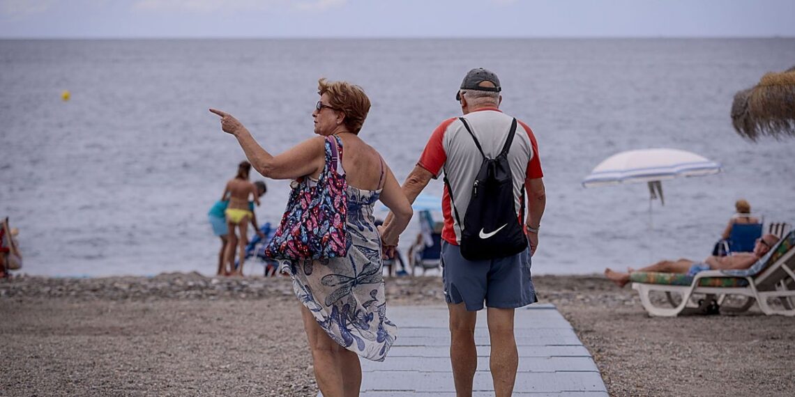 El 'Imserso cántabro' se estrena este miércoles con 12.820 plazas para viajes nacionales e internacionales