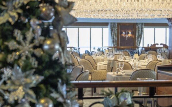 Oceania Cruises presenta viajes de fin de año y vacaciones para temporadas 2026-27 y 2027-28
