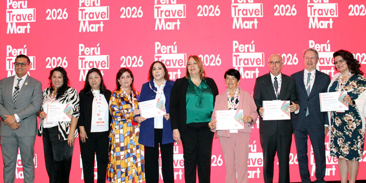 PERU TRAVEL MART RECONOCIÓ A TOUR OPERADORES